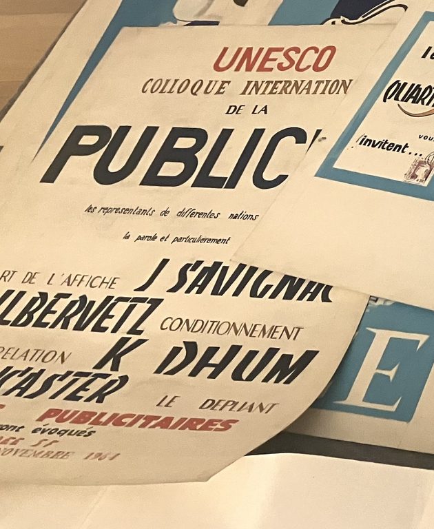 « UNESCO, colloque international de la publicité », affiche originale, peinture sur papier et calligraphie manuelle